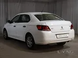 Peugeot 301 2022